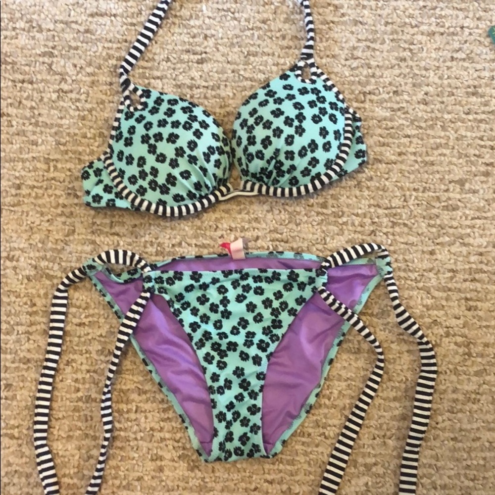 Victoria’s Secret Push-Up Bikini Set